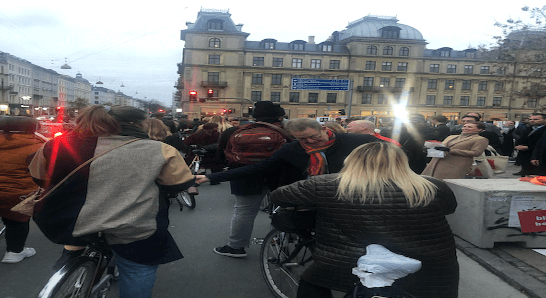Valgkamp på Dronning Louises Bro i København